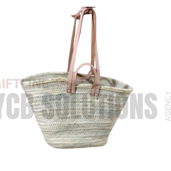 Panier artisanal en paille avec anses en cuir